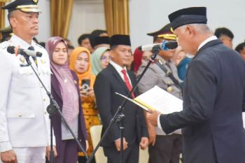 Gubernur Sumbar minta warga Pariaman dukung Pj Wako