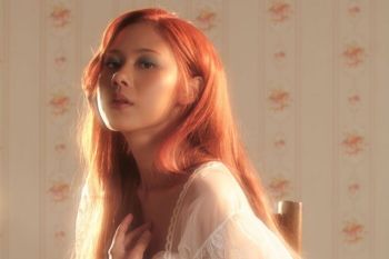 Nadin Amizah ekspresikan diri lewat album bertajuk Untuk Dunia, Cinta, dan Kotornya