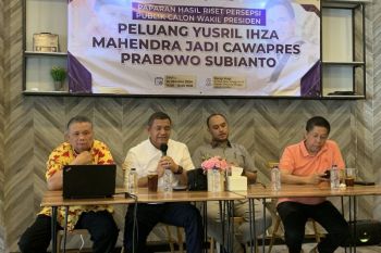 Emrus sebut tujuh alasan Prabowo harus gandeng Yusril Ihza Mahendra