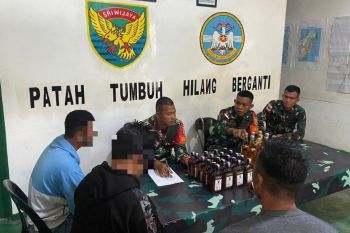 Satgas Pamtas Berhasil Gagalkan Penyelundupan Miras dari Malaysia