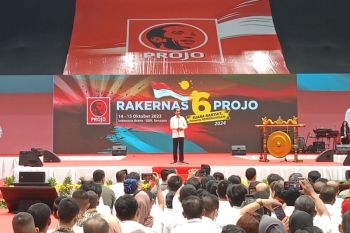 Jokowi sebut rakyat butuh pemimpin tak banyak omong