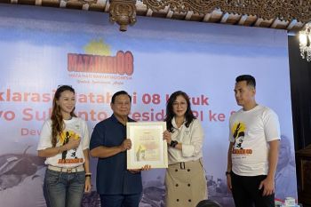 Prabowo Subianto terima dukungan relawan Matahari 08