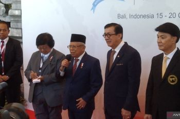 Wapres mengatakan pemerintah terima putusan MK soal batas usia capres-cawapres