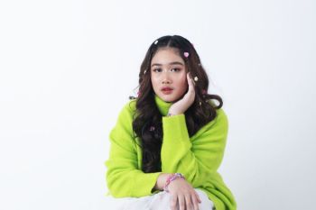 Asya debut dengan "Remediku"