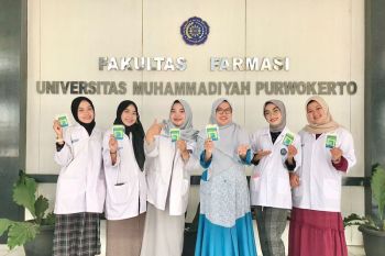 Mahasiswa Farmasi UMP bikin inovasi produk permen edible film strip