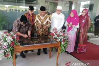 Unissula target mahasiswa kedokteran gigi  capai 200 orang