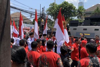Kirab budaya kawal Ganjar-Mahfud ke KPU RI