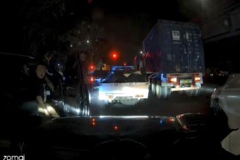 Polisi tangkap pengendara mobil ugal-ugalan dan berpelat dinas palsu