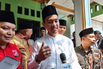 Kaesang sebut berpolitik harus "santuy" dan jangan saling hujat