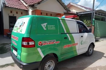 Dompet Dhuafa Sultra terima ambulans dari Zahra Syariah Hotel Kendari