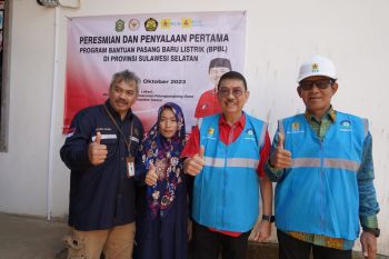 PLN memberi sambungan listrik gratis ke 504 warga prasejahtera di Takalar