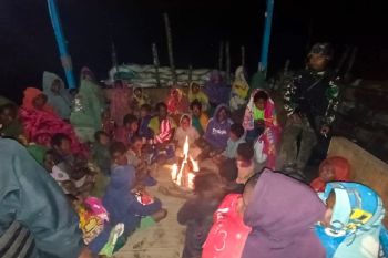 Tens of Central Papua villagers seek refuge to a mily post: Officer