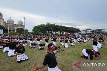 Pertunjukan seni budaya meriahkan Hari Santri 2023 di Lhokseumawe