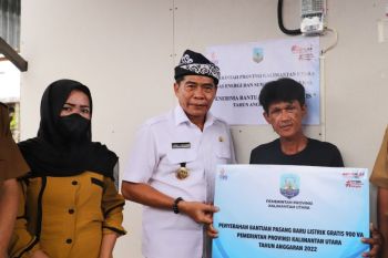 Kembali Bergulir, Pemprov Pastikan 300 Masyarakat Kurang Mampu Dapat Bantuan Pasang Listrik Gratis