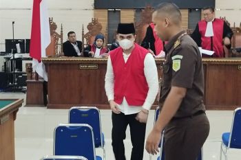 Mantan Kasat Narkoba Polres Lampung Selatan delapan kali kawal narkotika milik Fredy Pratama