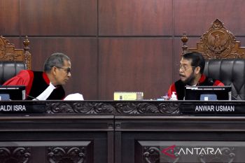MK tolak gugatan uji materi batas usia maksimal capres-cawapres 70 tahun