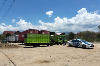 Polda Sulteng kawal distribusi logistik Pemilu 2024 ke kabupaten/kota