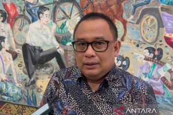 Ari Dwipayana sebut Presiden Jokowi terus evaluasi menteri