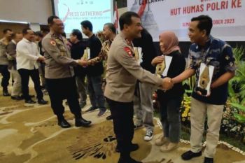 Polda Jateng beri penghargaan ANTARA Biro Jateng