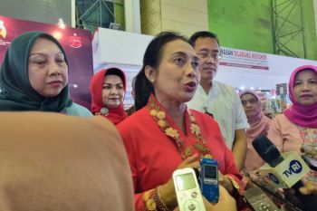 Minister urges Tanah Abang traders to improve digital literacy skills