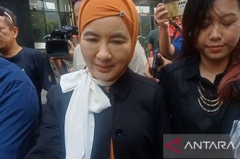 Dirut Pertamina irit bicara usai diperiksa KPK