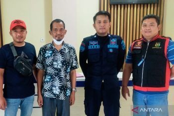 Kejari Mataram-NTB melakukan eksekusi penahanan buron pengemplang pajak