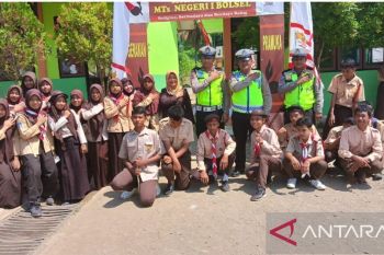 Polres Bolsel tingkatkan pemahaman siswa tertib berlalu lintas