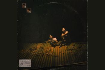 Daun Jatuh beri pesan "SERUNI"