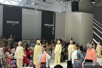 Jenama Jenna&amp;Kaia pamerkan "Tuileries" di JFW 2024