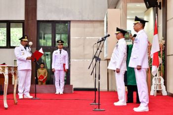 PJ Gubernur Sulsel lantik penjabat Bupati Enrekang dan Wali Kota Parepare