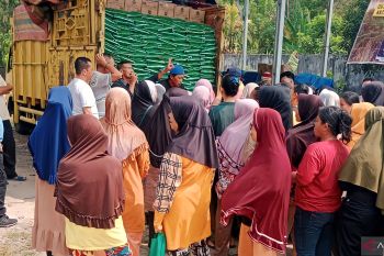 Bulog OKU gelar operasi pasar murah