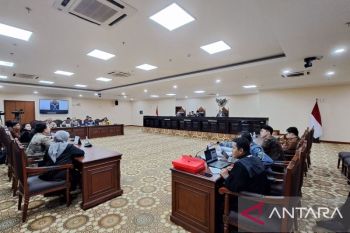 Pelapor ingin menghadirkan ahli dalam persidangan 9 hakim konstitusi