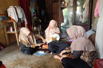 Dinas Kesehatan Pesisir Selatan lakukan skrining Hipotiroid Kongenital terhadap bayi