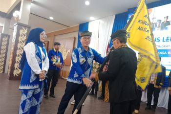 Bupati KTT Melantik Pengurus Lembaga Adat Tidung