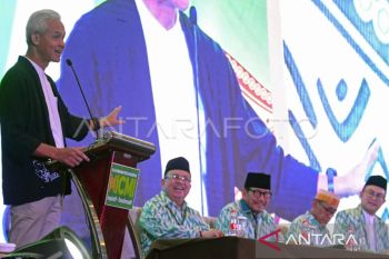 Dua bacapres adu gagasan pada silaturahmi dan rapat kerja ICMI di Makassar