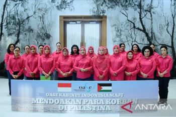 First Lady Iriana calls for end to violence in Palestine