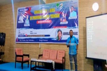 KNPI Papua Tengah gelar diskusi publik perangi HIV/AIDS