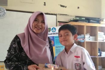 Motivasi, kunci Tatik Widyastuti bentuk siswa kritis dan sukai sains