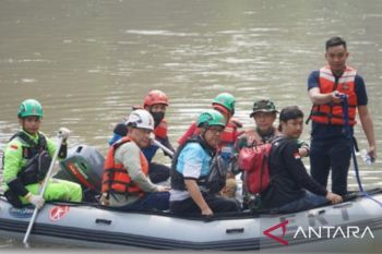 Pemkab Muara Enim ajak puluhan  perusahaan bersihkan sungai