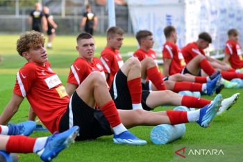 Latihan Timnas Polandia U-17 di Bali