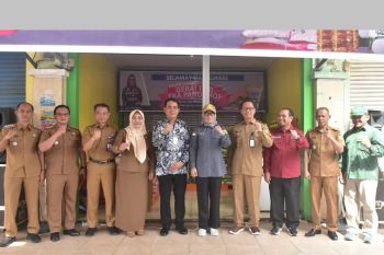 TPID Palangka Raya meluncurkan gerai bahan pokok guna kendalikan inflasi