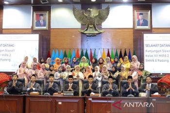 DPRD Sumbar terima kunjungan generasi emas Sumbar
