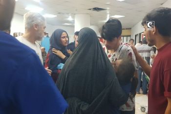 Relawan MER-C sebut Israel masih terus serang area sekitar RS Indonesia