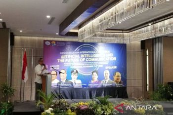 Ratusan ilmuwan komunikasi berkumpul di Semarang bahas kecerdasan buatan