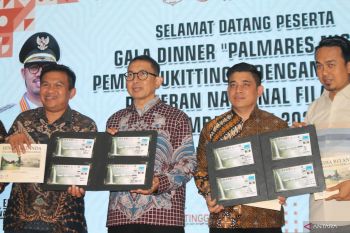 Pameran Nasional Filateli Sumbarphex 2023 sasar kreativitas anak muda