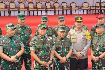 KSAD Jenderal TNI Agus Subiyanto pimpin apel gelar pasukan pengamanan Pemilu Damai 2024