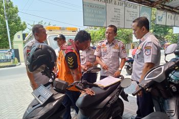 Dishub Mataram menyiapkan layanan pelindung kendaraan parkir
