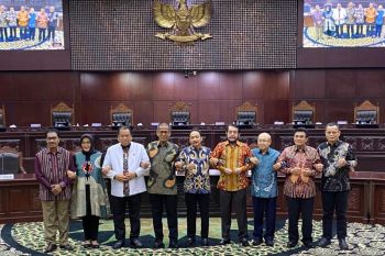 Saldi Isra mengharapkan Ketua-Wakil Ketua MK seperti dwitunggal