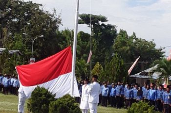 Dinsos Biak berikan tali asih 10 keluarga perintis kemerdekaan RI