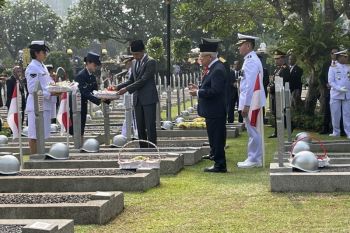 Presiden: Canangkan tekad isi kemerdekaan dengan perangi kemiskinan